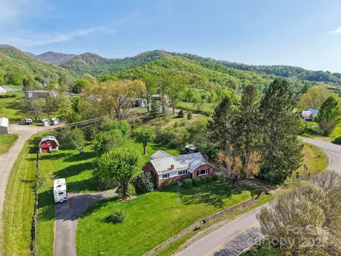 50 Morning Star Rd, Canton, NC 28716