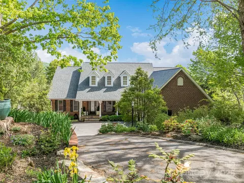 50 Hillcrest Dr, Weaverville, NC 28787