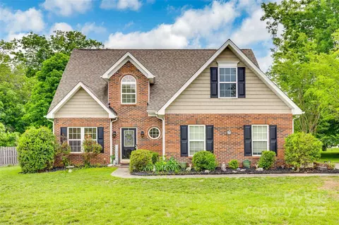 1835 Montague Rd, Clover, SC 29710