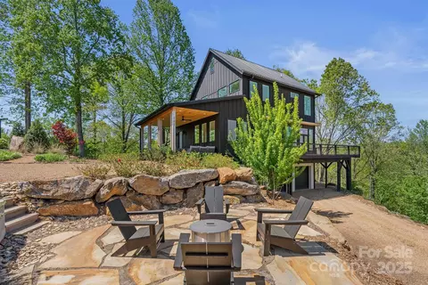 302 Broad Vista Ln, Asheville, NC 28804