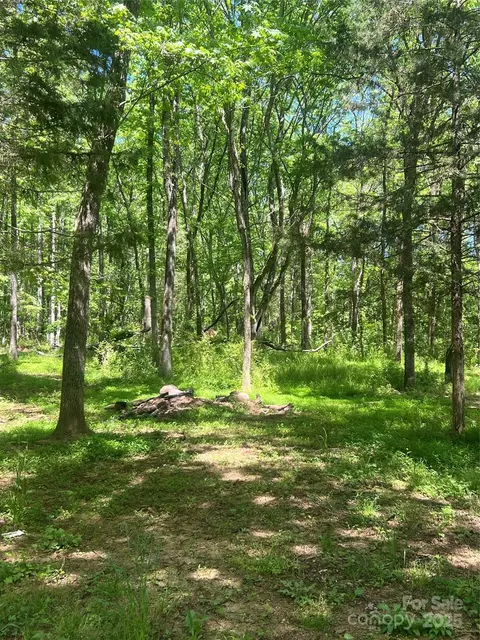 Yadkin Brick Road, New London, NC 28127