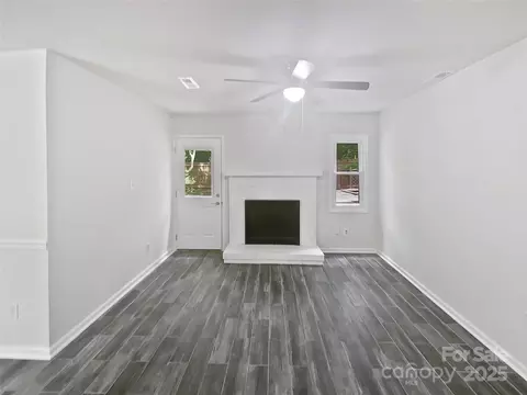 Living - 8600 Eaglewind Dr, Charlotte, NC 28212 photo 4 of 5