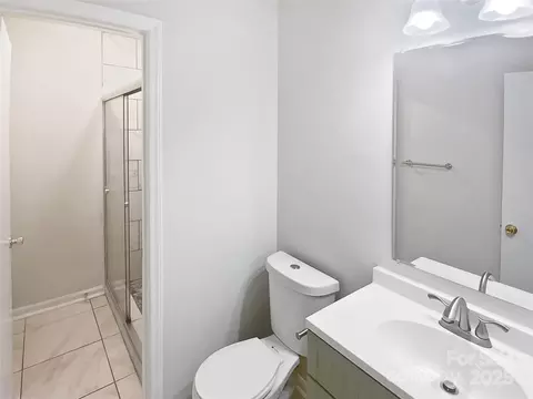 Bath - 8600 Eaglewind Dr, Charlotte, NC 28212 photo 4 of 4