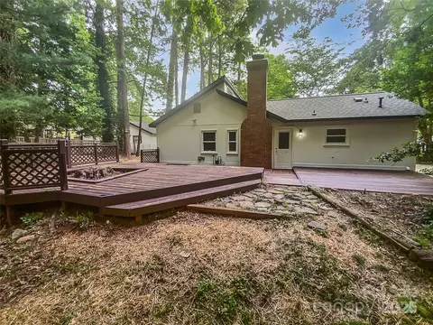 Exterior - 8600 Eaglewind Dr, Charlotte, NC 28212 photo 3 of 3