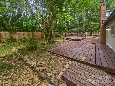 Exterior - 8600 Eaglewind Dr, Charlotte, NC 28212 photo 1 of 3