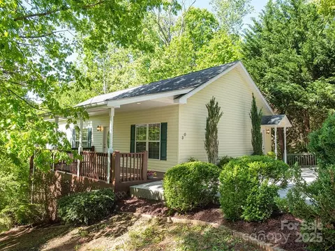 30 Forest Ridge 4 Dr #4, Asheville, NC 28806