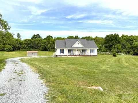 Exterior - 3300 Luke Ct, Monroe, NC 28112 photo 4 of 8