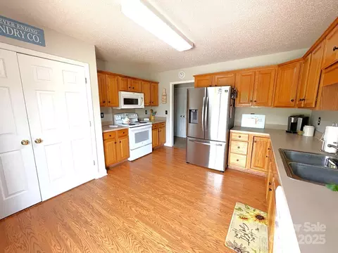 Kitchen - 3300 Luke Ct, Monroe, NC 28112 photo 2 of 4