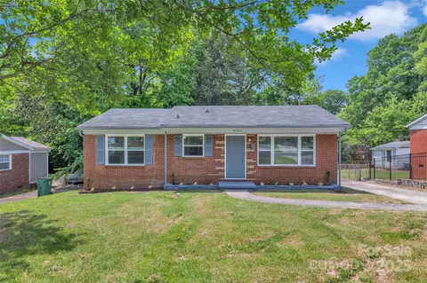 4553 Morgan St, Charlotte, NC 28208