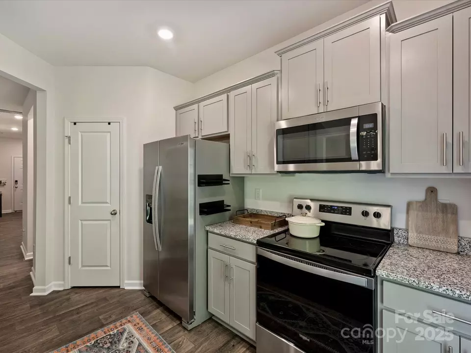 Kitchen - 6037 Guildford Hill Ln, Charlotte, NC 28215 photo 3 of 3