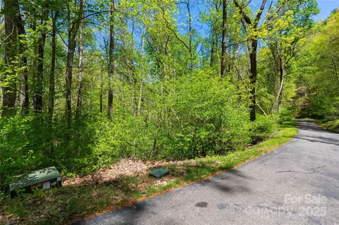 Whispering Woods Path, Mars Hill, NC 28754