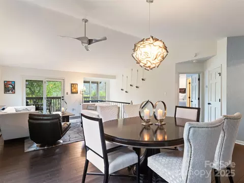 1901 Timber Trl, Asheville, NC 28804