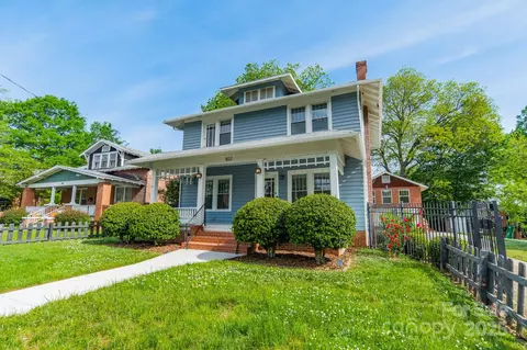 822 W Front St, Statesville, NC 28677