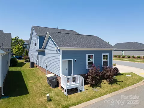 Exterior - 3588 County Down Ave, Kannapolis, NC 28081 photo 5 of 8