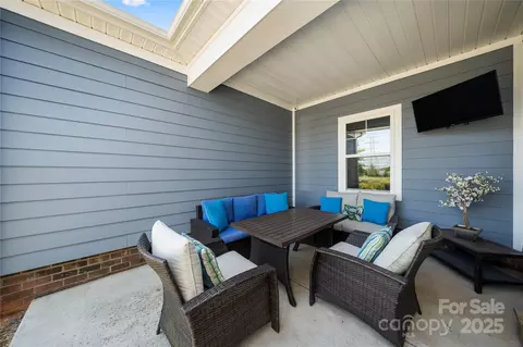 Exterior - 3588 County Down Ave, Kannapolis, NC 28081 photo 4 of 8