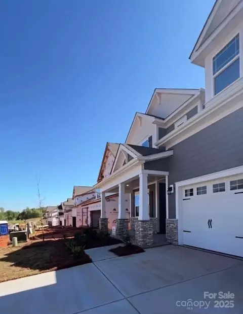 1208 Yellow Springs Dr, Huntersville, NC 28078