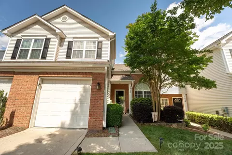 3412 Summerfield Ridge Ln, Matthews, NC 28105
