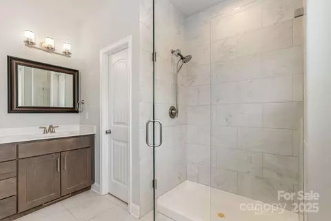 Bath - 76 Tryon View Dr, Flat Rock, NC 28731 photo 2 of 2