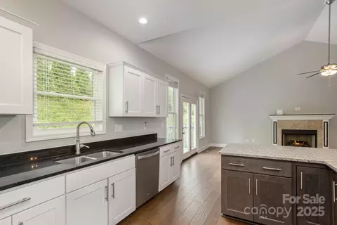 Kitchen - 76 Tryon View Dr, Flat Rock, NC 28731 photo 6 of 6
