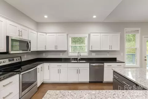 Kitchen - 76 Tryon View Dr, Flat Rock, NC 28731 photo 5 of 6