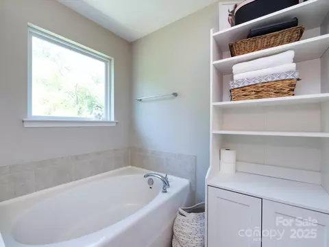 Bath - 4012 Martele Dr, Mint Hill, NC 28227 photo 4 of 6