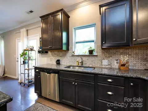 Kitchen - 4012 Martele Dr, Mint Hill, NC 28227 photo 4 of 7