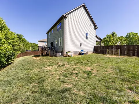 Exterior - 4012 Martele Dr, Mint Hill, NC 28227 photo 8 of 10