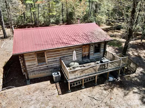 Exterior - 393 Grassy Ridge Ln, Purlear, NC 28665 photo 8 of 15