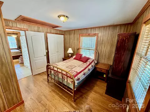 Bedroom - 393 Grassy Ridge Ln, Purlear, NC 28665 photo 6 of 6
