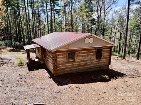 Exterior - 393 Grassy Ridge Ln, Purlear, NC 28665 photo 11 of 15