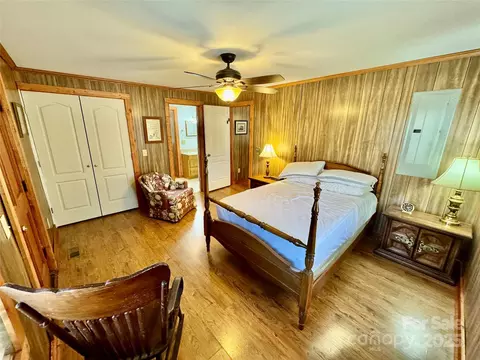 Bedroom - 393 Grassy Ridge Ln, Purlear, NC 28665 photo 1 of 6