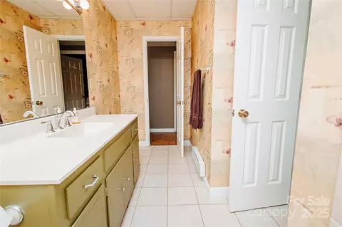 277 Forest Rd, Marion, NC 28752 photo 38