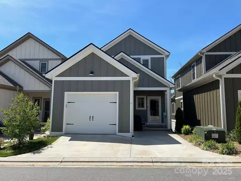 24 Wheeler Rd, Weaverville, NC 28787