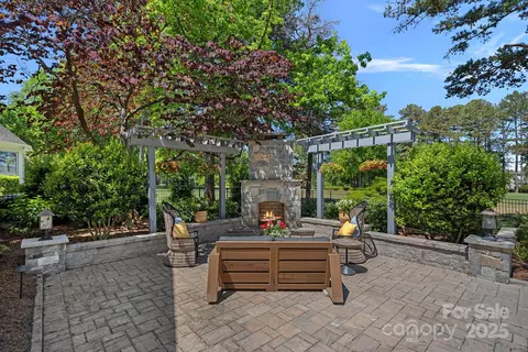 17924 River Ford Dr, Davidson, NC 28036 photo 3