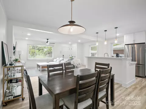 Dining - 5219 Farmbrook Dr, Charlotte, NC 28210 photo 2 of 3