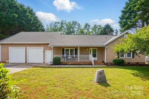 2379 Whitley Rd, Fort Mill, SC 29708 photo 2
