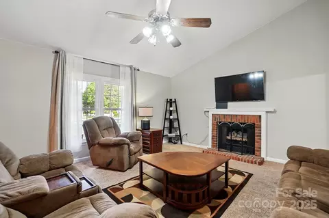 2379 Whitley Rd, Fort Mill, SC 29708 photo 5