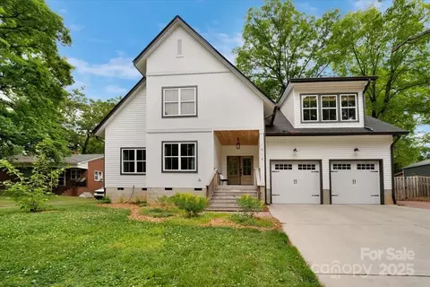 1816 Lisbon Ln, Charlotte, NC 28269