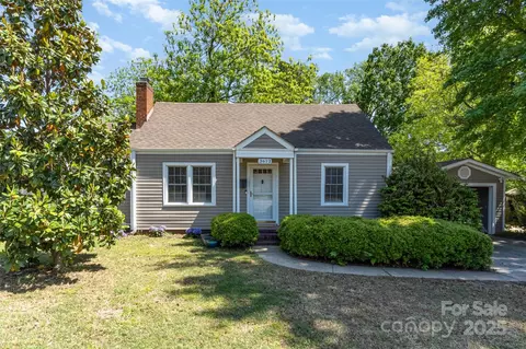 3612 The Plz, Charlotte, NC 28205