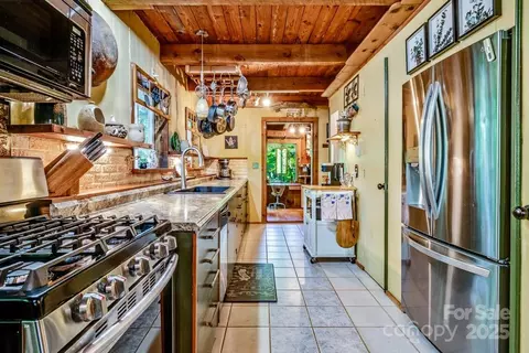 76 Archer Rd, Saluda, NC 28773 photo 12