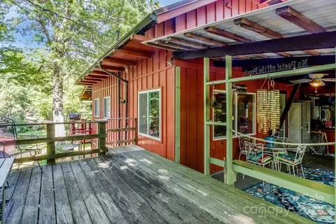 76 Archer Rd, Saluda, NC 28773 photo 5