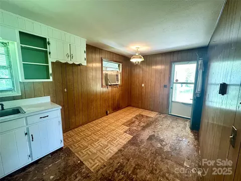 Other - 321 Sheldon St, Hudson, NC 28638 photo 3 of 4