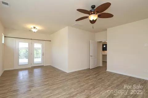 309 Kentmere Ln, Clover, SC 29710 photo 20