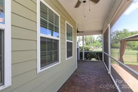 309 Kentmere Ln, Clover, SC 29710 photo 30