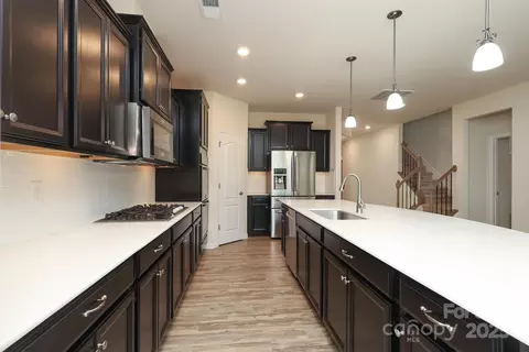 309 Kentmere Ln, Clover, SC 29710 photo 11