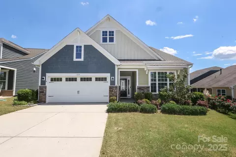 309 Kentmere Ln, Clover, SC 29710