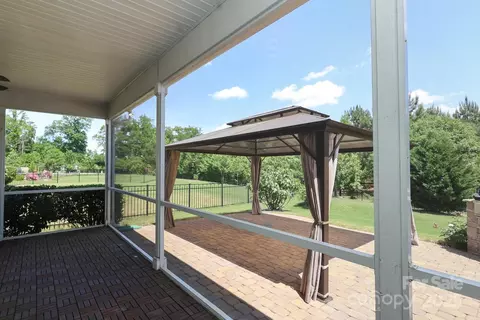 309 Kentmere Ln, Clover, SC 29710 photo 31