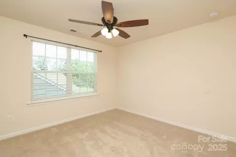 309 Kentmere Ln, Clover, SC 29710 photo 28