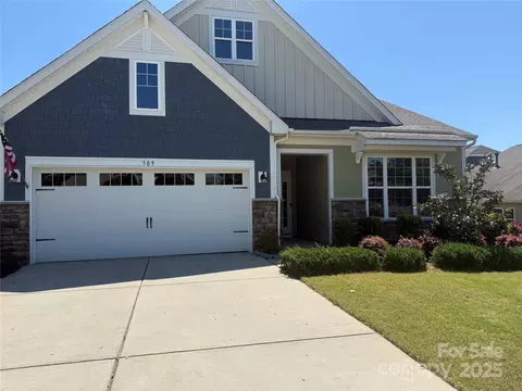 309 Kentmere Ln, Clover, SC 29710 photo 2
