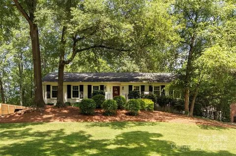 1427 Worcaster Pl, Charlotte, NC 28211